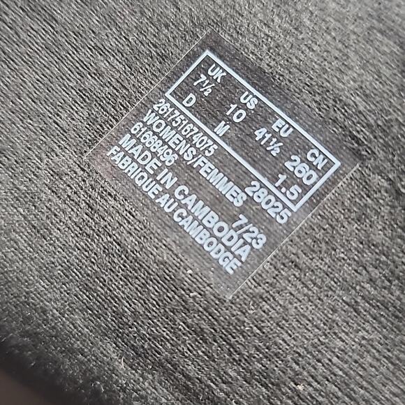 CLARKS TERESA SKIP COLOR BLUE LEATHER ZIP CLOSE ANKLE BOOT WOMEN'S SIZE 10 NWOB - Picture 2 of 16